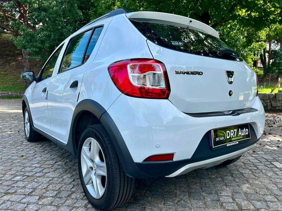 DACIA SANDERO STEPWAY 0.9 TCE * NACIONAL