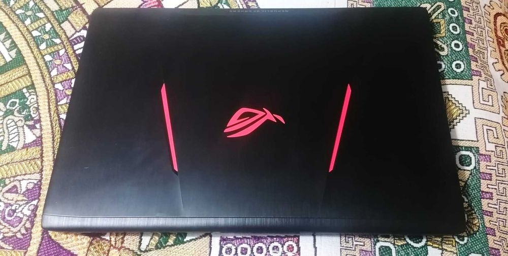 Portátil ASUS ROG GL553VW