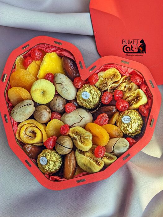 У НАЯВНОСТІ КІНДЕР БОКСИ/ смачні букети, м'ясний/ із сухофруктів