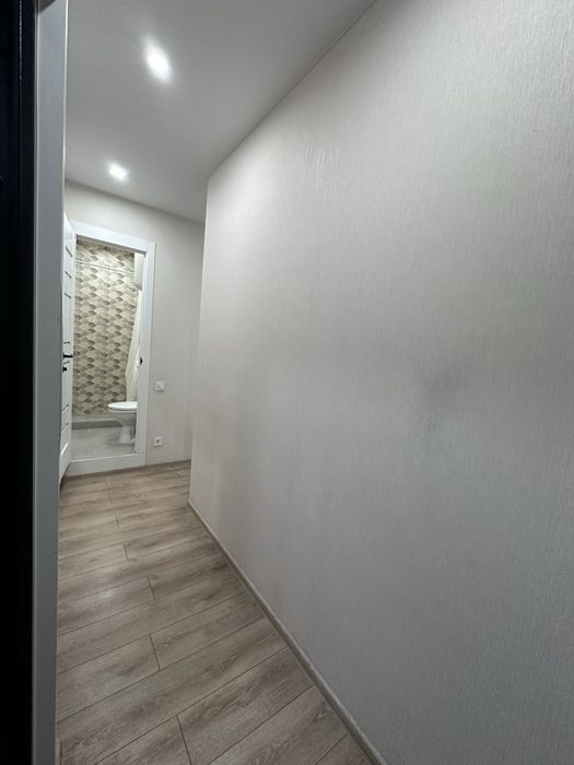 Свободна !! Теплая , уютная! Возле метро Харьковская 5 мин, Позняки