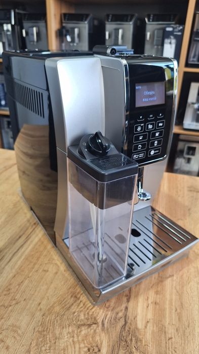 Кавомашина Delonghi Dinamica