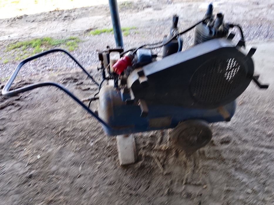 Sprzedam sprężarkę tłokowa Wan
