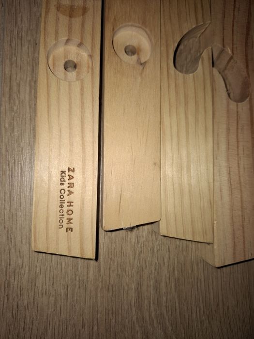 Cabide de madeira Zara Home