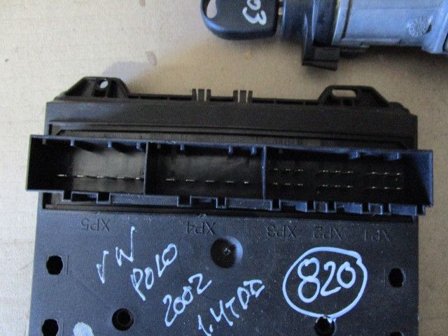 Centralina motor / ECU VOLKSWAGEN Polo (9N)