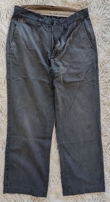 Calças para homem Lion of Porches