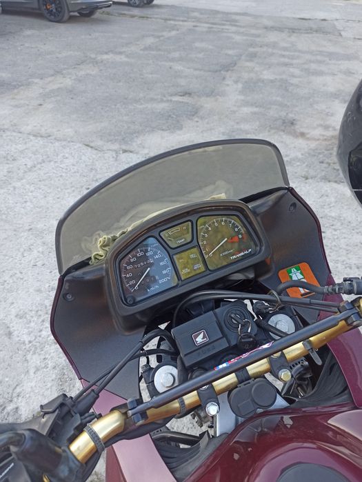 Honda transalp 600
