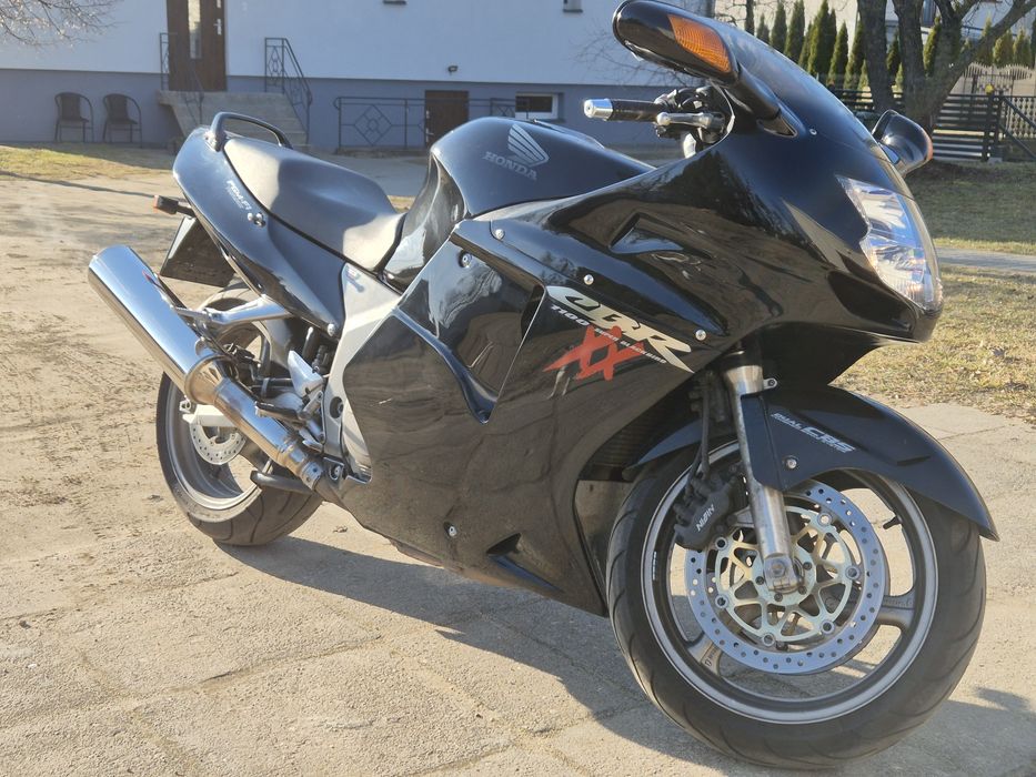 Honda CBR1100XX superblackbird