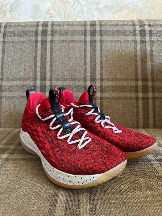 Lebron low 15 red deals