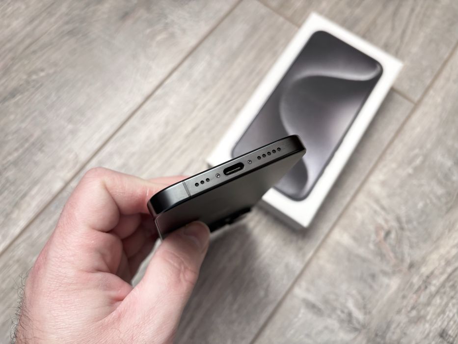 iPhone 15 Pro 256gb Black Titanium