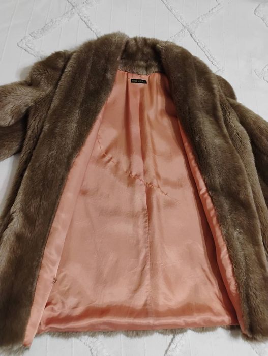 Sztuczne beżowo-brązowe futerko Made in USA r. 40 42