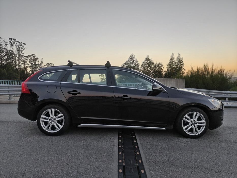 Volvo V60 2.0 D3 163cv Nacional