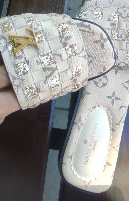 Klapki Louis Vuitton 39