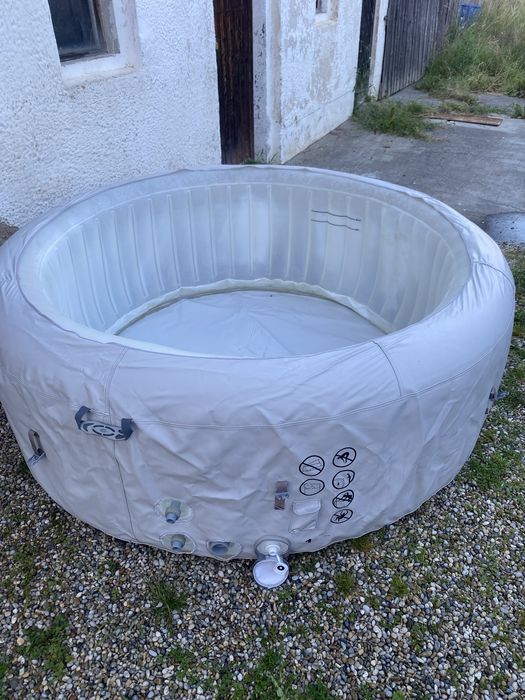 Jacuzzi Lay Z Spa Paris