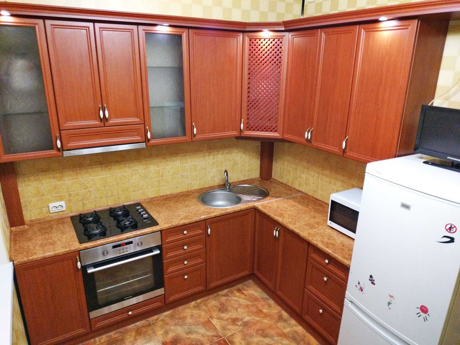 Без комиссии своя 1-ком кв сразу возле м. Ботанический сад, Отакара