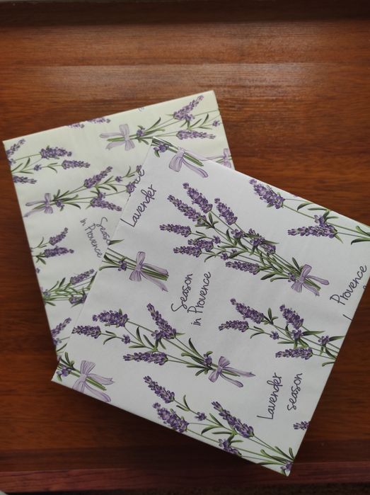 Подарункові коробки