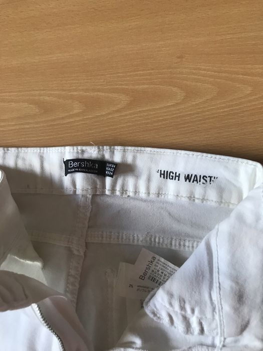 Calça High waisth 34