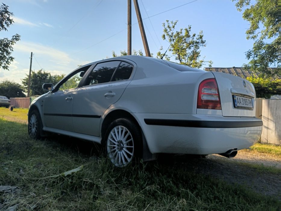 Продам Skoda tuor 2000
