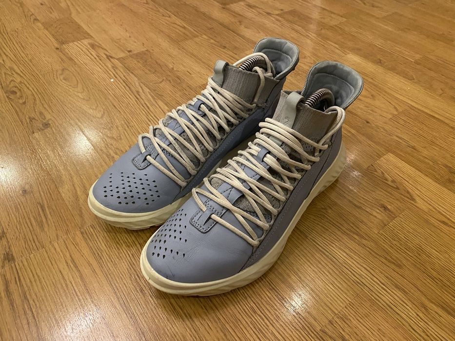 Ecco кроссовки женские 41 (26-26,3см) clarks camper