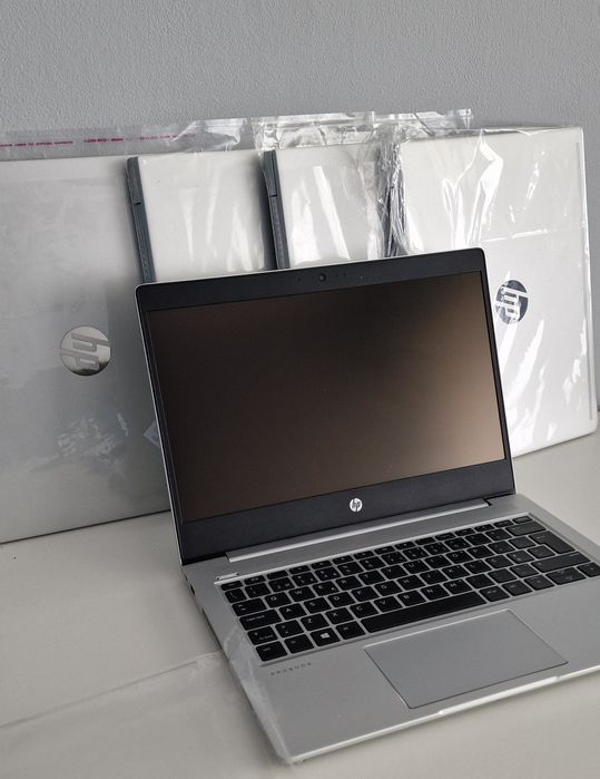 Hp 430  G6 14  I5-8265u  8gb Ddr4  256GB  Windows 11 e Office Pro Plus