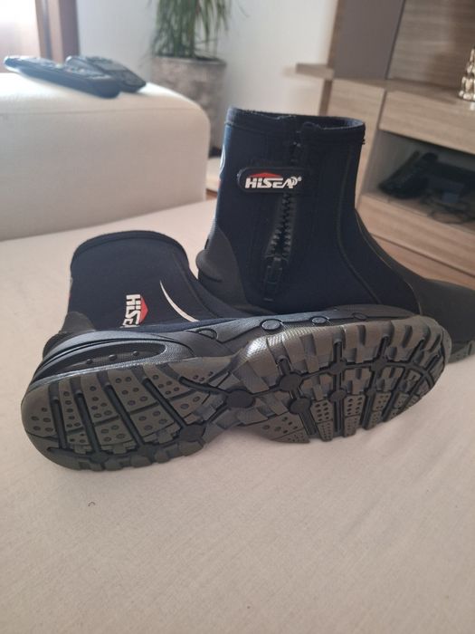 Botas de pesca para andar na pedra.