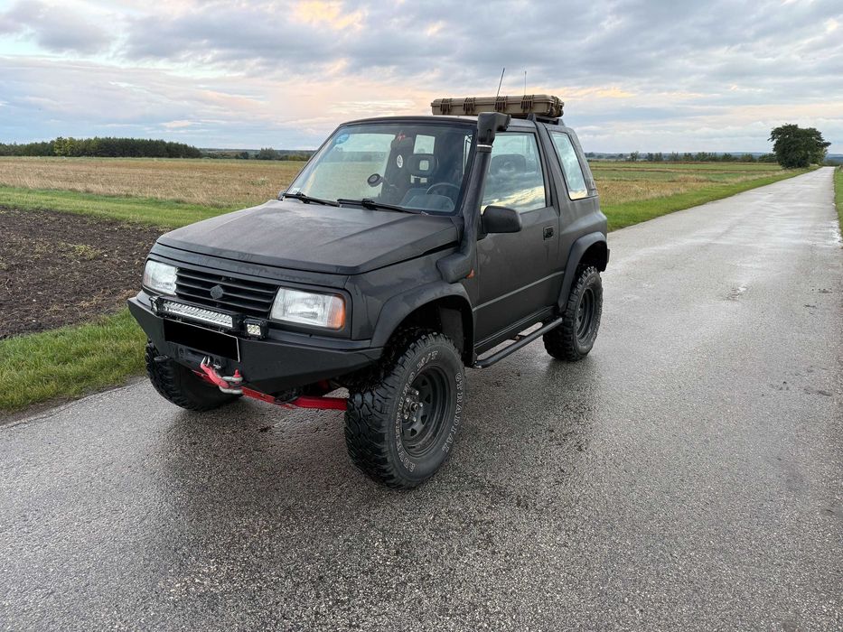 Suzuki Vitara 1.6  1996 r. Offroad Radzikone Wyciagarka Lift 6 " opony 31 cali