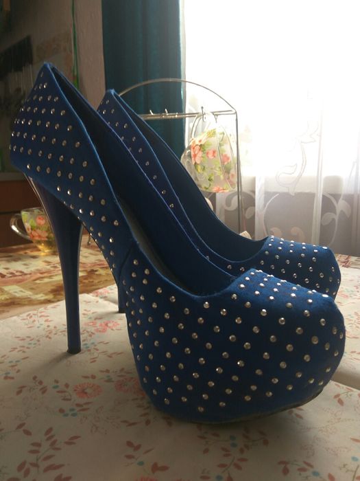 Ботильоны на узкую ножку 37 р. по стельки 24 см.