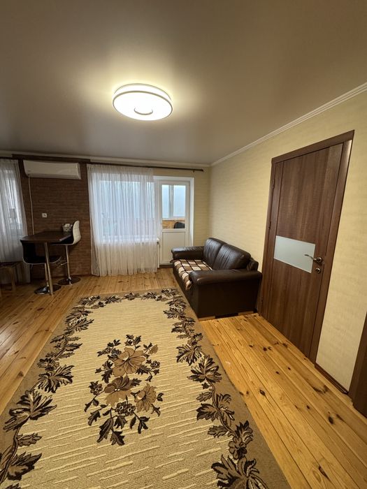 Квартира 3-кімнатна в центрі