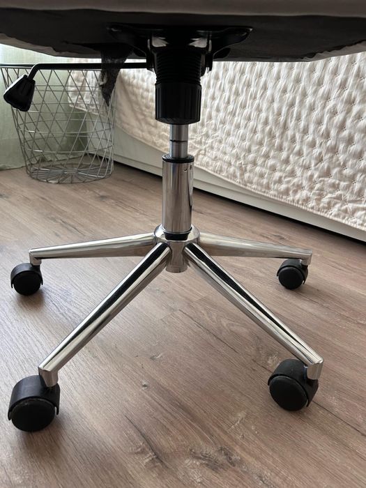 Cadeira escritorio/quarto Veludo