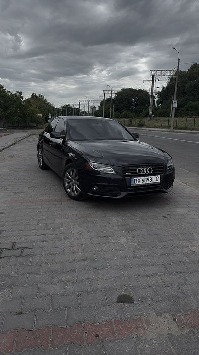 Автомобіль Audi A4 B8 guattro