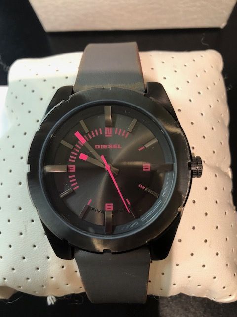 Zegarek damski Diesel model DZ5359 skórzany pasek