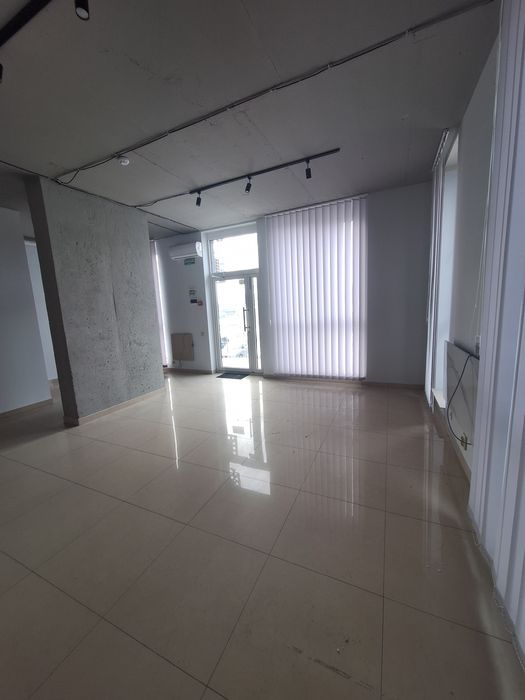 Оренда приміщення ЖК,,Рів'єра "