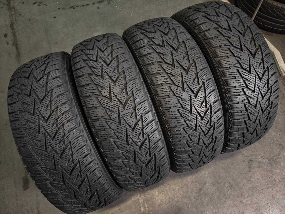 Nexen/Roadstone 225/60 R17 103T XL шини зимові 24-й рік виробник Корея
