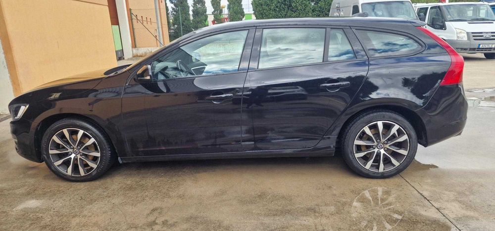 VOLVO V60 2018 2.0 150cv