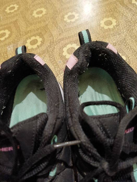 Женские кроссовки Skechers