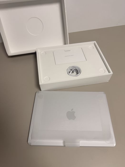 Apple Macbook M4 Novo NUNCA USADO