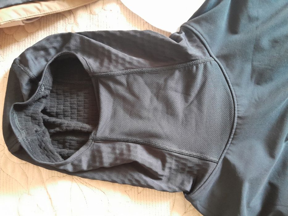 Худі, лонгслів, олімпійка, велосипедка under Armour XL