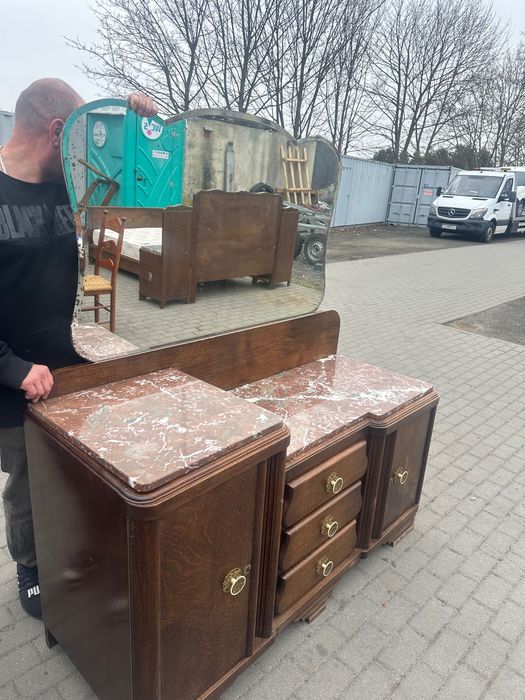 Meble stół komody szafy