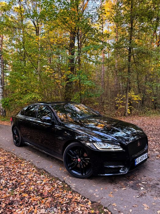 Jaguar XFR-Sport 2017 2.0d Full option