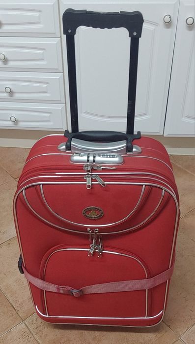 MALA DE VIAGEM DE CABINE COM CADEADO CÓDIGO.Casa,Arrumação,Quarto,Sala