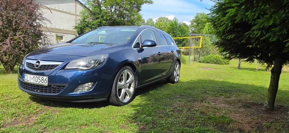 Opel Astra 2.0cdti 160km