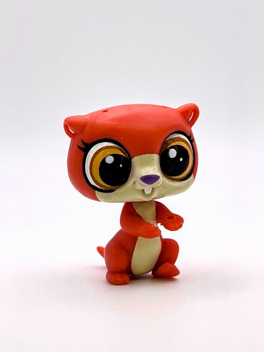 Littlest Pet Shop #3745 Owen Otterson Otter 2014