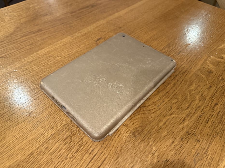 Apple iPad Mini 2 16Gb LTE Silver