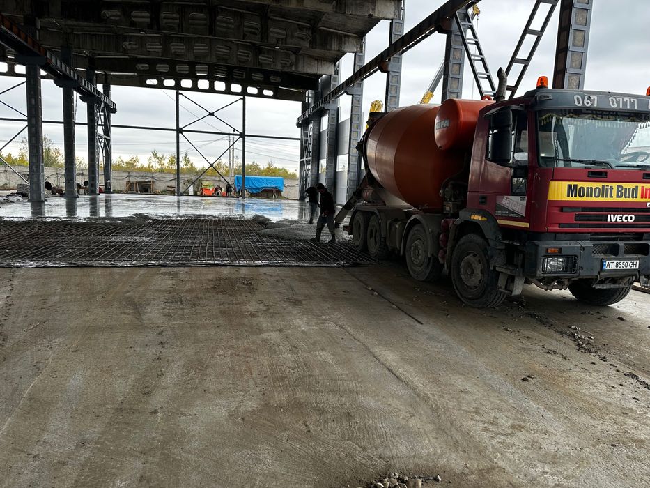 Бетон,промислова підлога, послу автобетононасоса