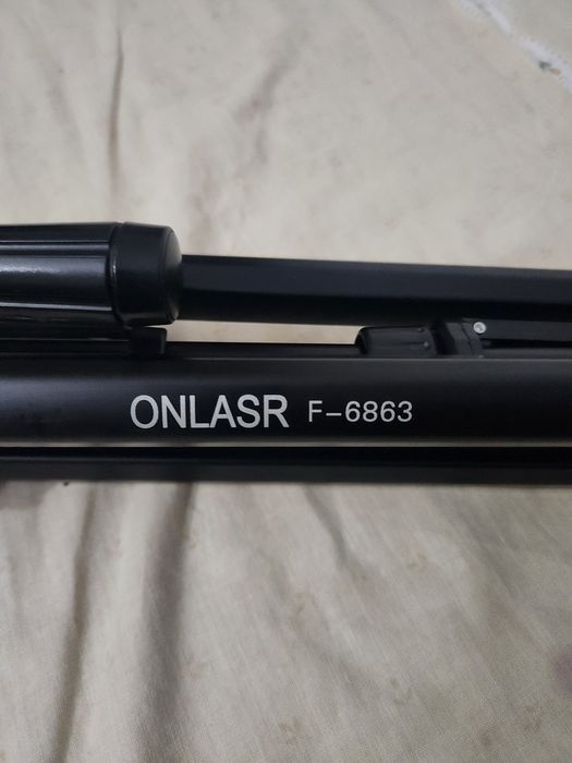 Tripé ONLASR F-6863