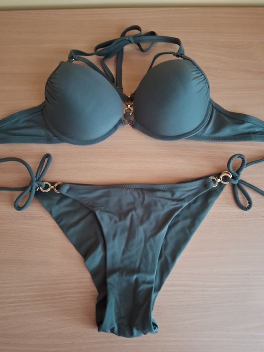 Продам Купальники. 44 размер