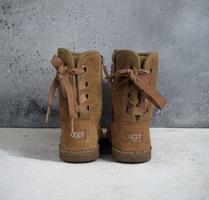 Демісезонні чоботи UGG оригінал для дівчинки