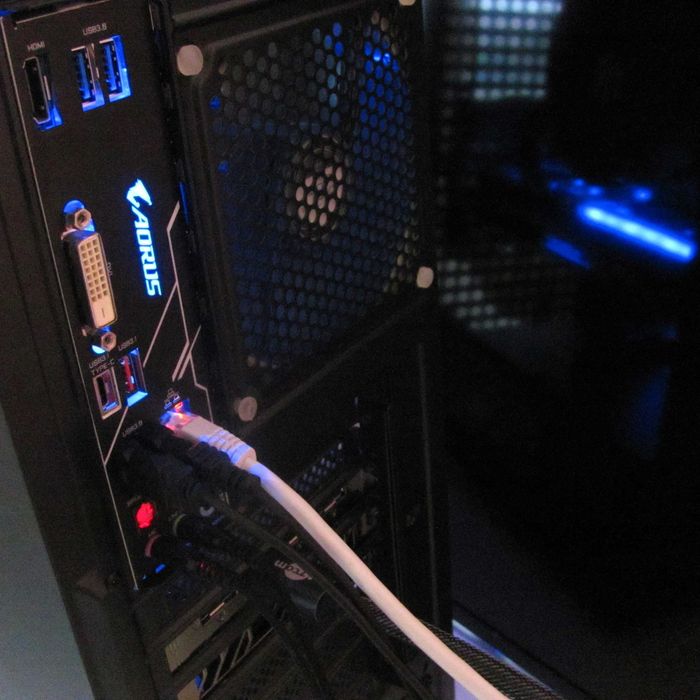 Ігровий ПК Ryzen 5 5600X / RX 6700 XT / 32 ГБ / Windows 11 / NVMe SSD