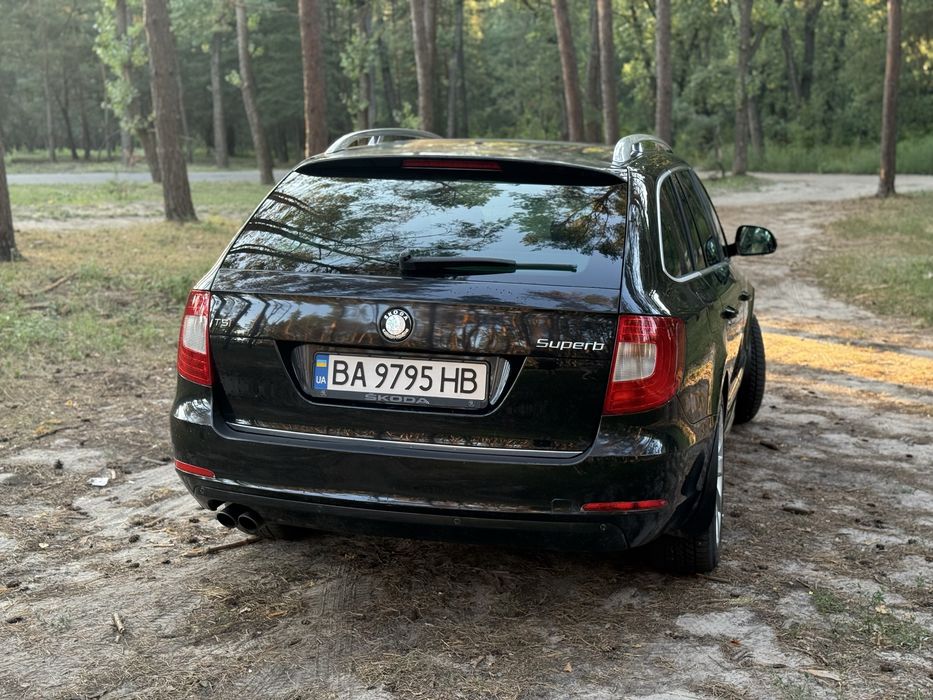 Škoda Superb 1.8 TSI DSG L&K • Панорама • Кожа • Память • Парктроники