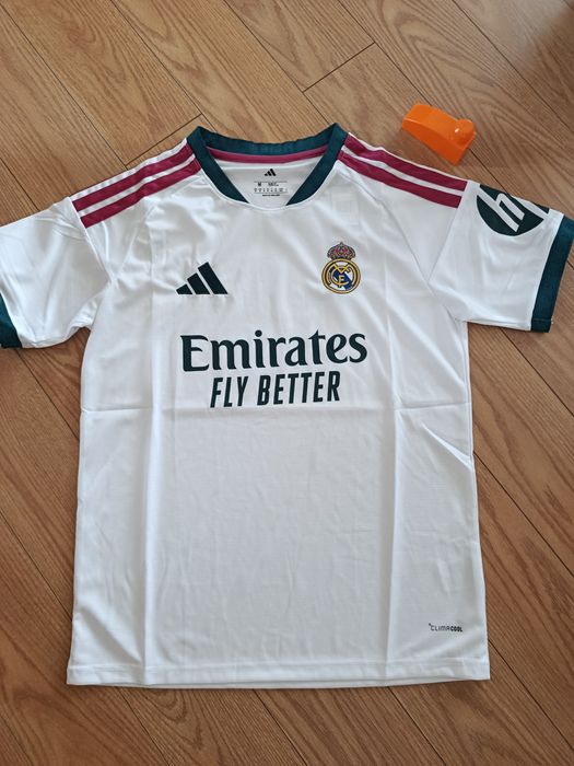 Camisola Real Madrid 26 27
