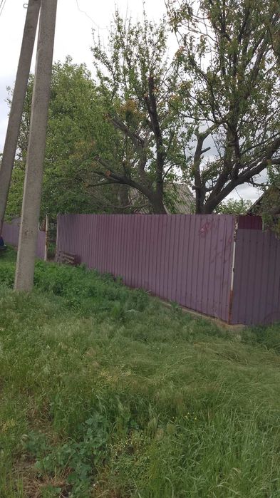 Продаж будинку в селі